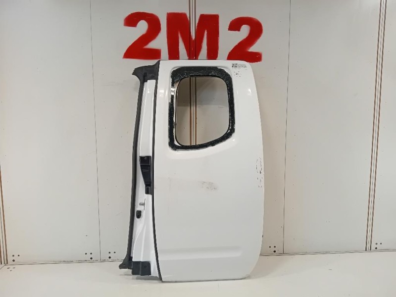 Porta POST SX 82101ZL40B Nissan Navara 2010