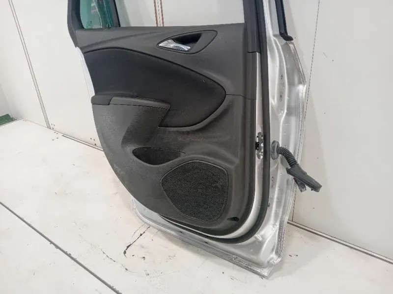 Porta POST SX 39028993 COLORE GAN 176 Opel Astra K SW 2016