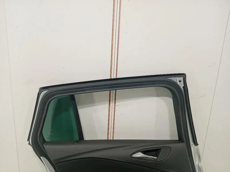 Porta POST SX 39028993 COLORE GAN 176 Opel Astra K SW 2016