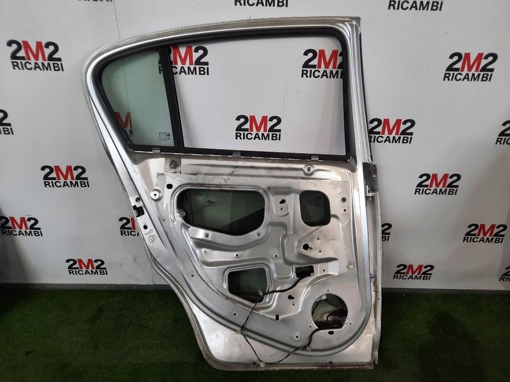 Porta POST SX 93189342 Opel Corsa D 2007