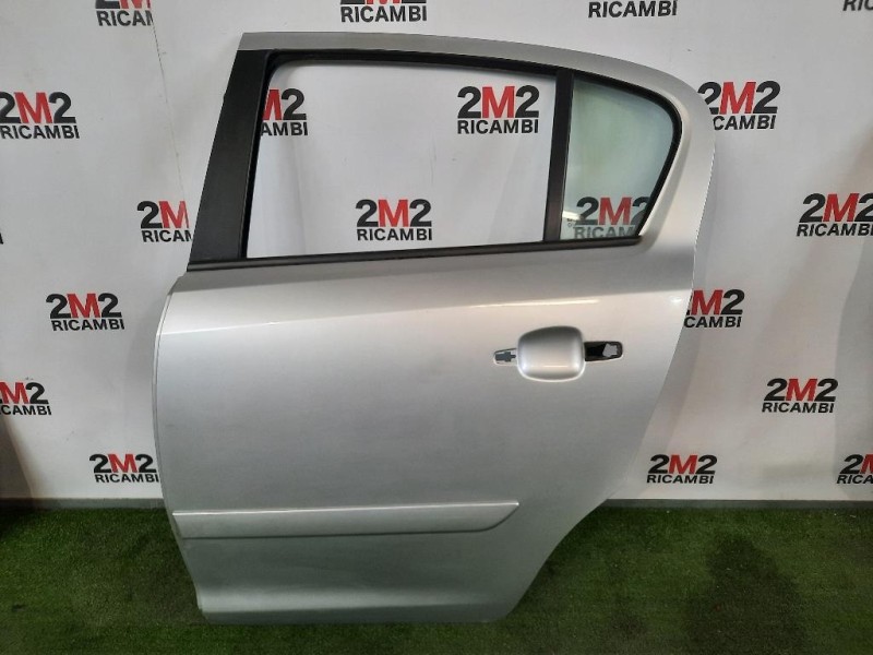 Porta POST SX 93189342 Opel Corsa D 2007