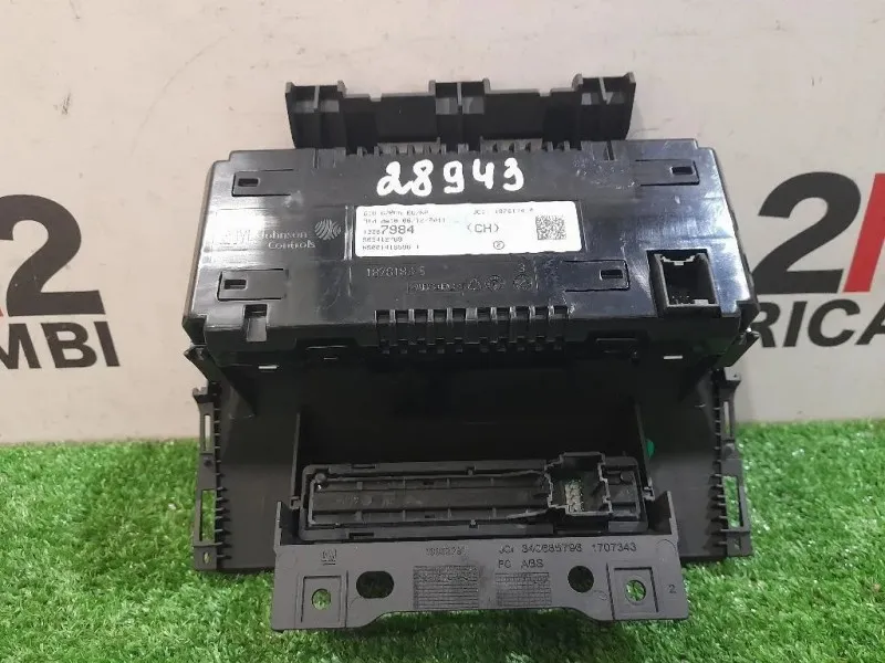 Display DI Navigazione 18781835 Opel Astra J 2010