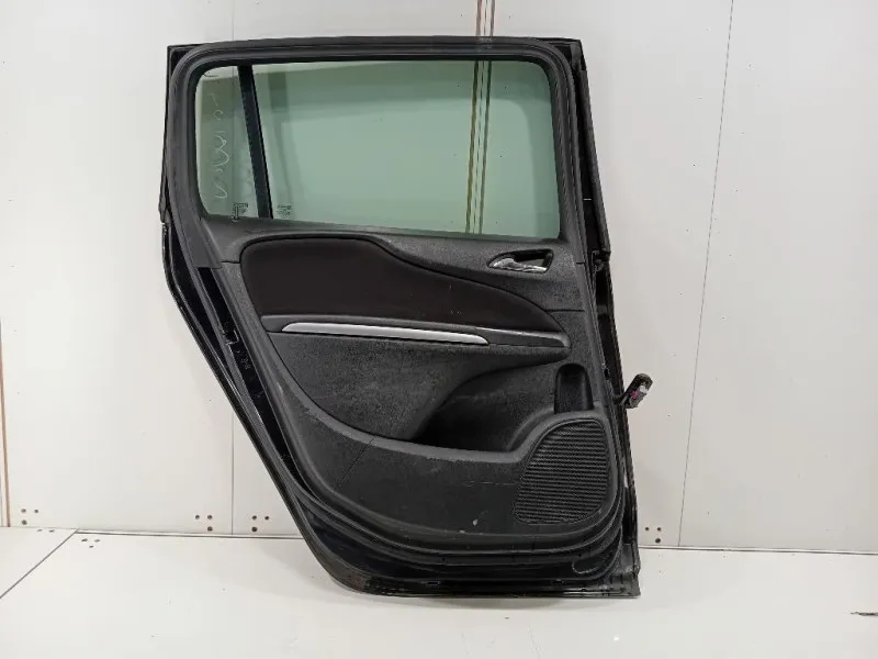 Porta POST SX 13355182 Opel Zafira C 2012