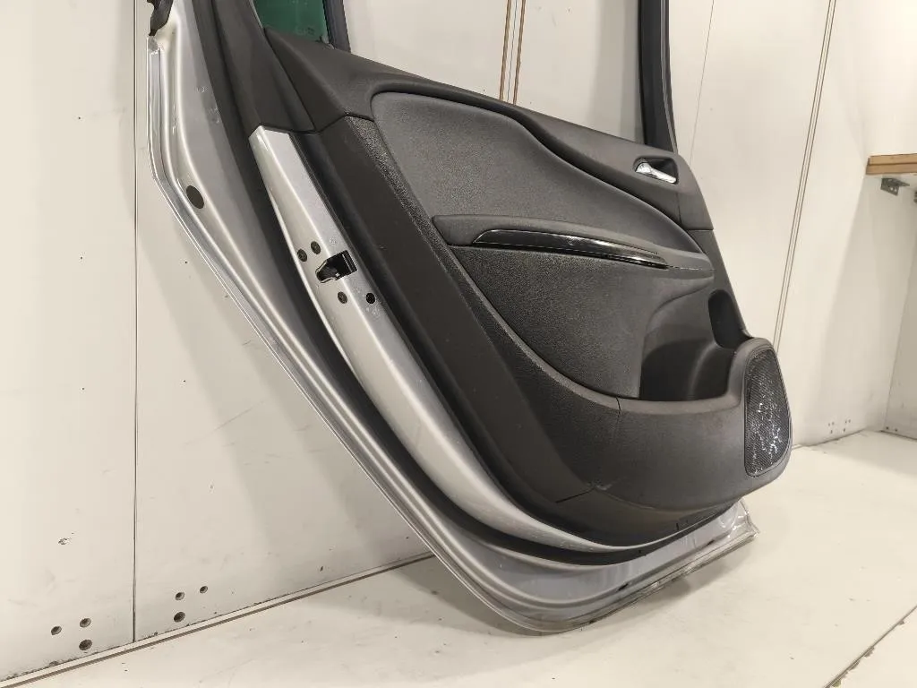 Porta POST SX 13355182 Opel Zafira C 2012