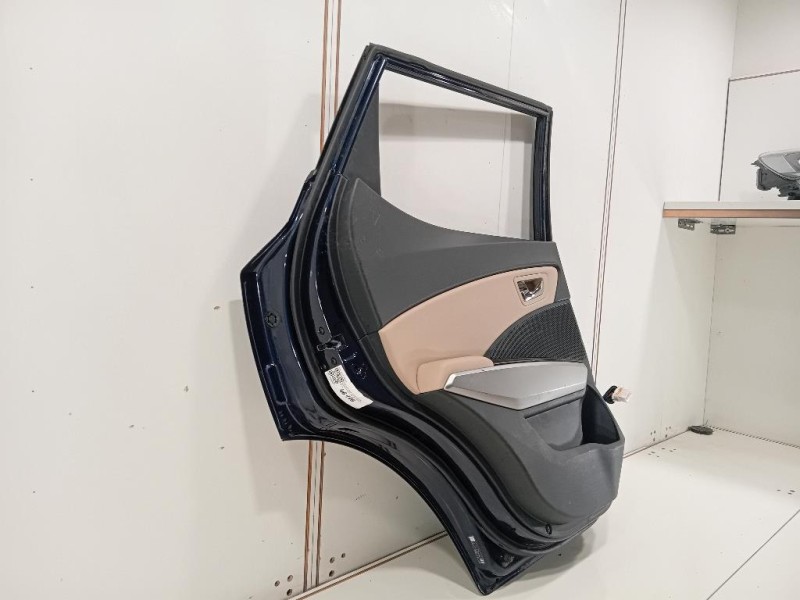 Porta POST SX 6301135002 Ssangyong Tivoli 2015