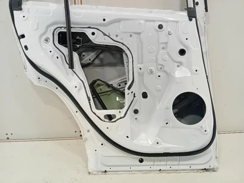 Porta POST SX 6700442190 Toyota RAV 4 V 2018