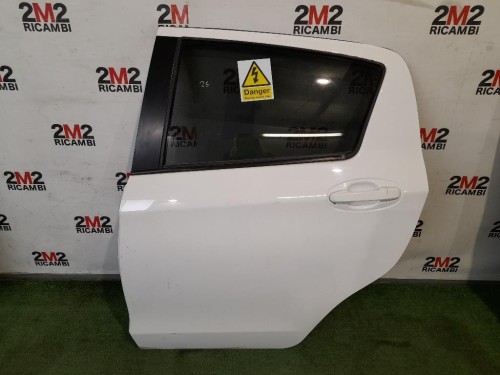 Porta POST SX NUDA 670040D210 Toyota Yaris IV 2012