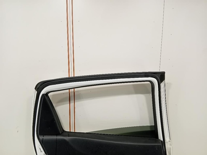 Porta POST SX 670040D210 Toyota Yaris IV 2012