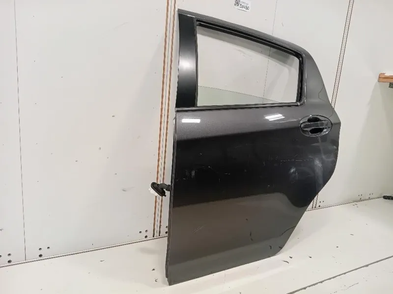 Porta POST SX 670040D210 Toyota Yaris IV 2012