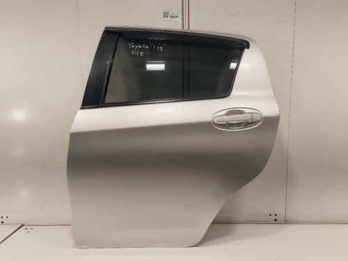 Porta POST SX 670040D210 Toyota Yaris IV 2012