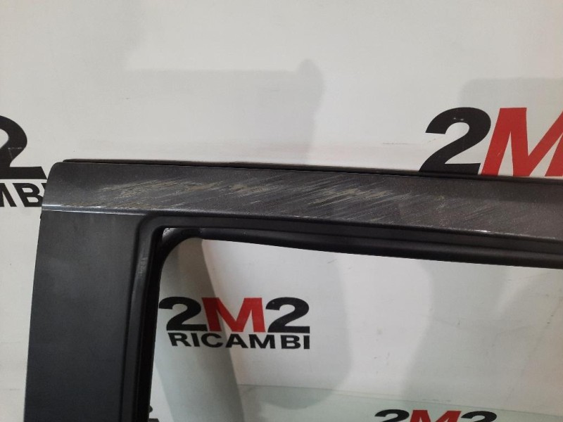 Porta POST SX NUDA 670040D210 Toyota Yaris IV 2014