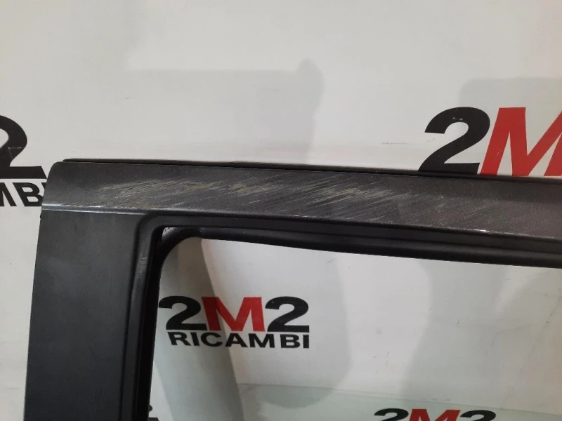 Porta POST SX NUDA 670040D210 Toyota Yaris IV 2014