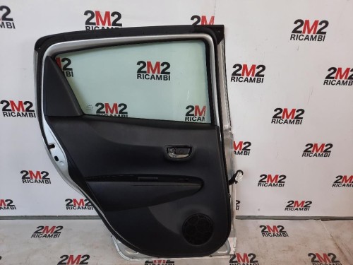 Porta POST SX 670040D210 Toyota Yaris IV 2017