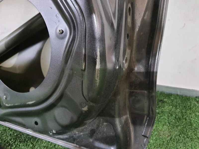 Porta POST SX NUDA 670040D550 Toyota Yaris IV 2017