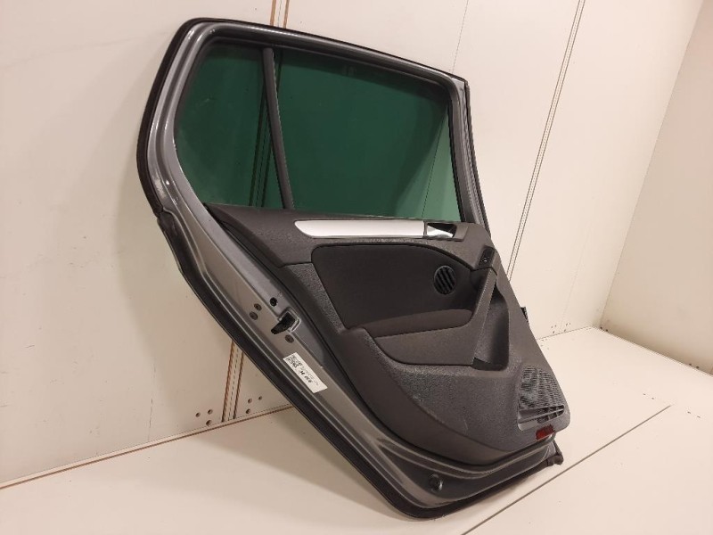 Porta POST SX 5K6833055K Volkswagen GOLF VI 2009