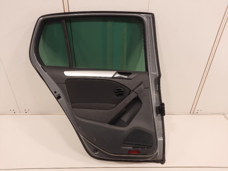 Porta POST SX 5K6833055K Volkswagen GOLF VI 2009