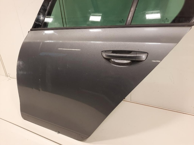 Porta POST SX 5K6833055K Volkswagen GOLF VI 2009