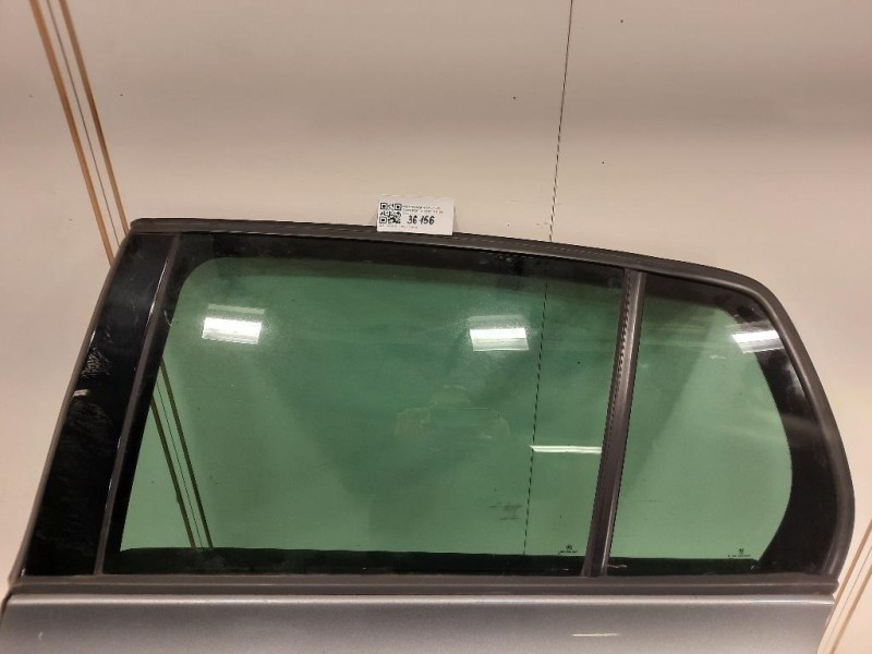 Porta POST SX 5K6833055K Volkswagen GOLF VI 2009