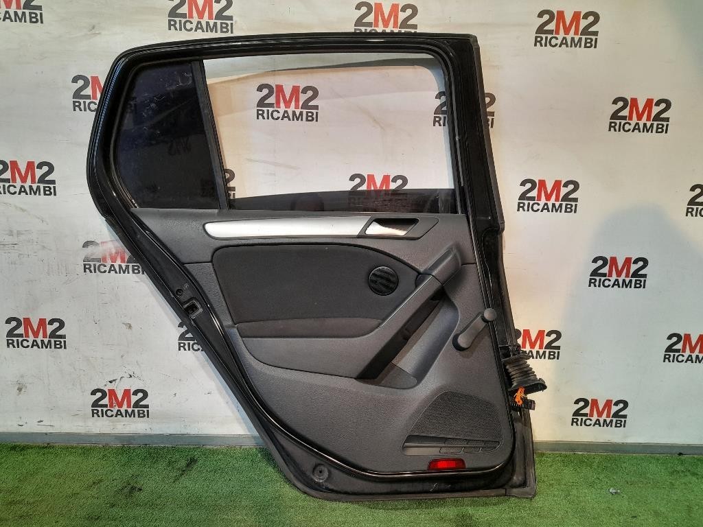 Porta POST SX 5K6833055K Volkswagen GOLF VI 2009