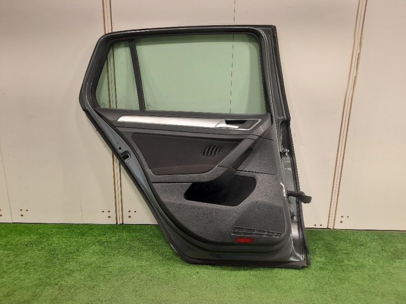 Porta POST SX 5G4833055AB Volkswagen GOLF VII 2017