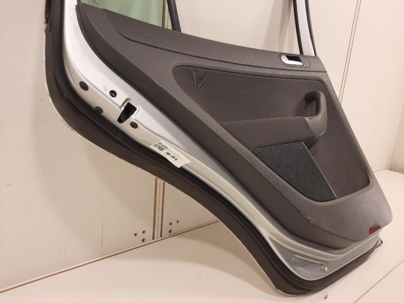 Porta POST SX 5M0833105B Volkswagen GOLF PLUS I 2004