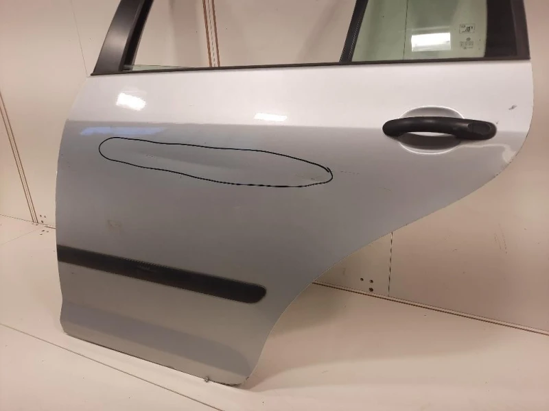 Porta POST SX 5M0833105B Volkswagen GOLF PLUS I 2004