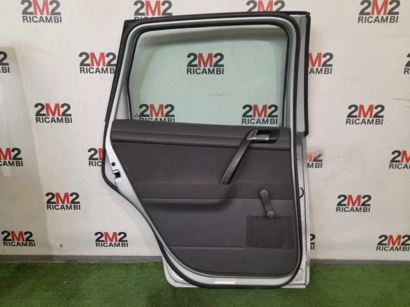 Porta POST SX 6Q6833055H Volkswagen POLO IV 2002