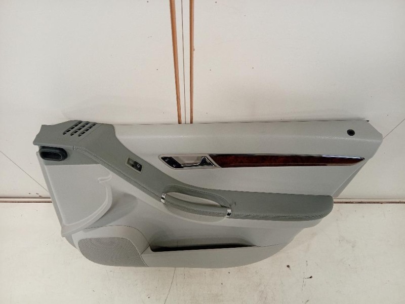 Pannello Rivestimento Porta ANT DX PANNELLO RIVESTIMENTO PORTA ANT DX Mercedes Classe R W251 2006