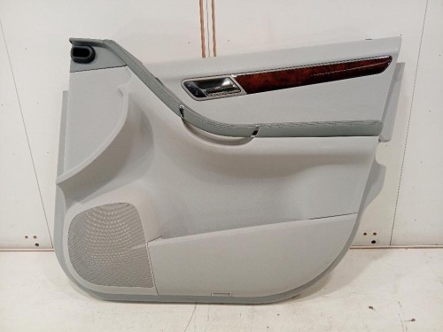 Pannello Rivestimento Porta ANT DX PANNELLO RIVESTIMENTO PORTA ANT DX Mercedes Classe R W251 2006