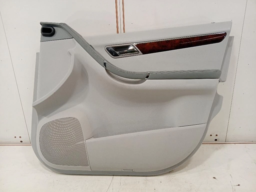 Pannello Rivestimento Porta ANT DX PANNELLO RIVESTIMENTO PORTA ANT DX Mercedes Classe R W251 2006