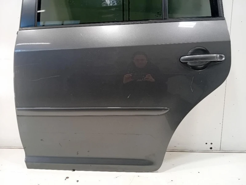 Porta POST SX 1T0833055S Volkswagen Touran III 2010