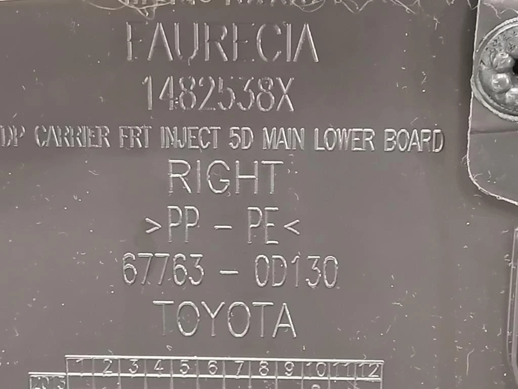 Pannello Rivestimento Porta ANT DX 67763-0D130 Toyota Yaris IV 2017