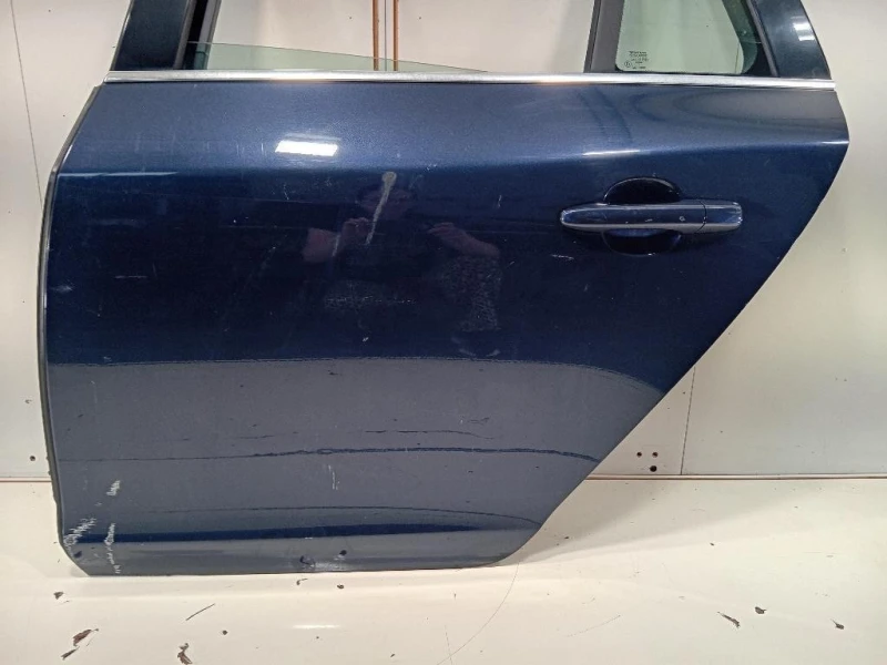 Porta POST SX 32228972 Volvo V60 I 2010