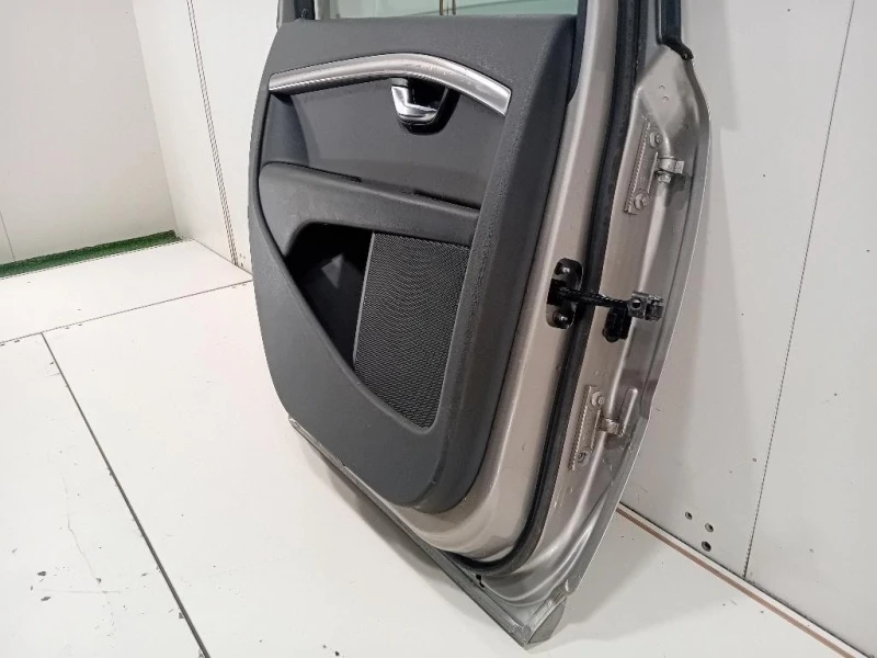 Porta POST SX 31335625 Volvo V70 III 2013