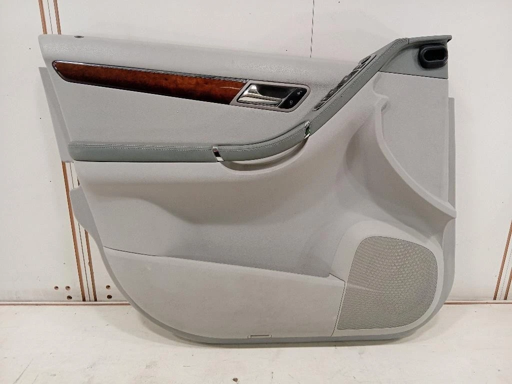 Pannello Rivestimento Porta ANT SX PANNELLO RIVESTIMENTO PORTA ANT SX Mercedes Classe R W251 2006