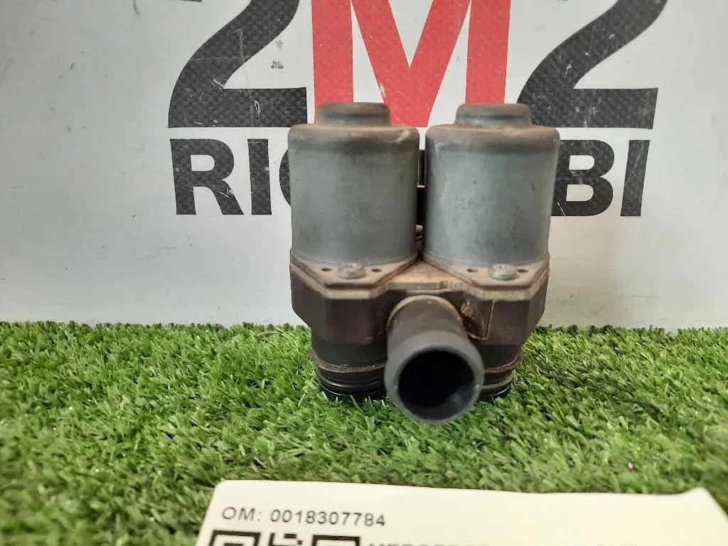 Elettrovalvola Regolazione Refrigerante 0018307784 Mercedes Classe SLK R170 1997