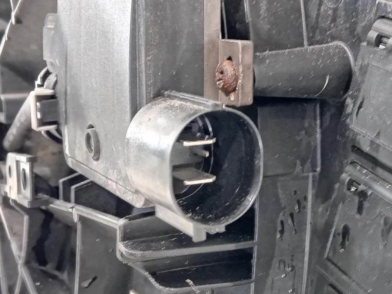 Elettroventola GX73-8C607-AD Jaguar XE 2015