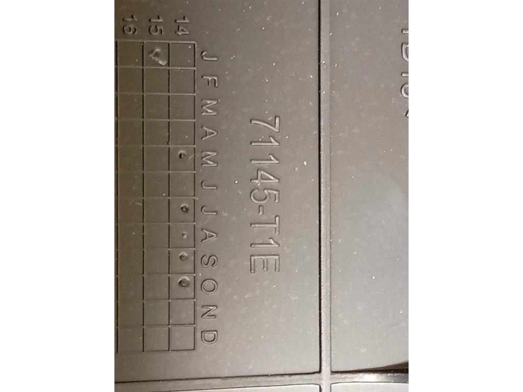 Portatarga POST 71145-T1E Honda CR-V V 2018