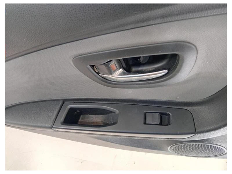 Pannello Rivestimento Porta POST SX 67613-0D560 Toyota Yaris IV 2017