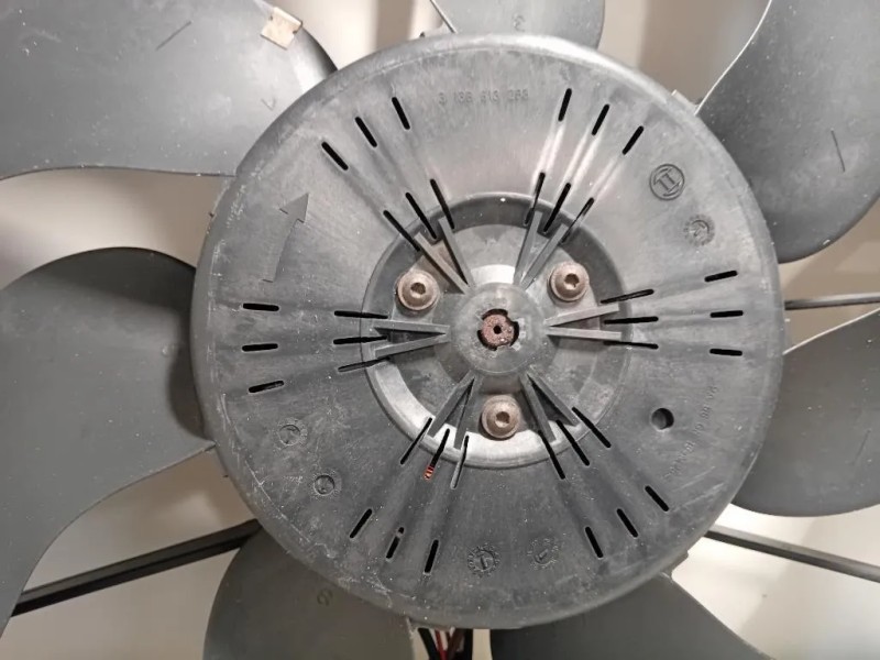 Elettroventola A2035000593 Mercedes Classe SLK R171 2004