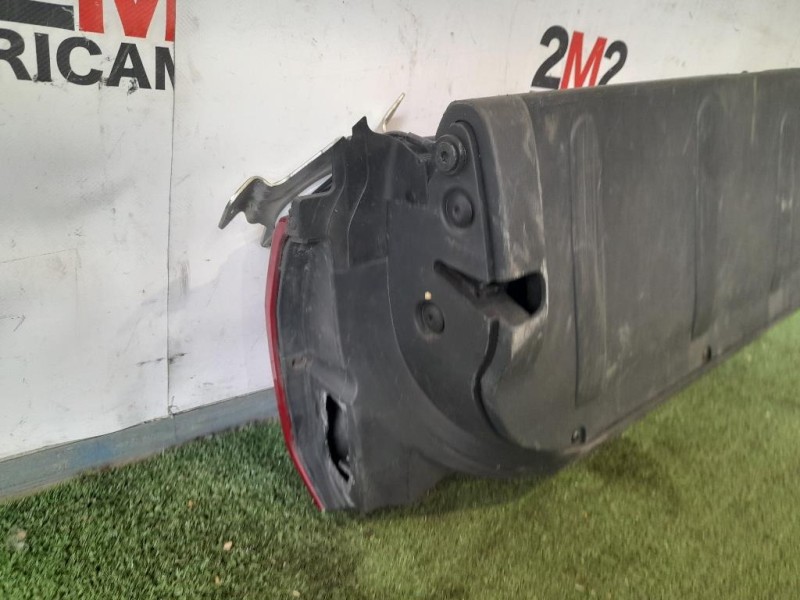 Portello Inferiore POST 8701CA Peugeot 3008 I 2009