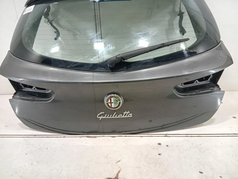 Portello POST 6000634833 BAULE Alfa Romeo Giulietta 2010