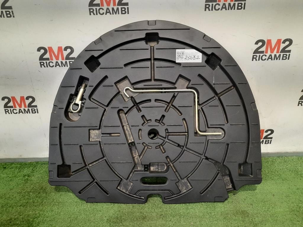 Pannello Rivestimento Ruota DI Scorta GJ6A6883X Mazda 6 I 2003