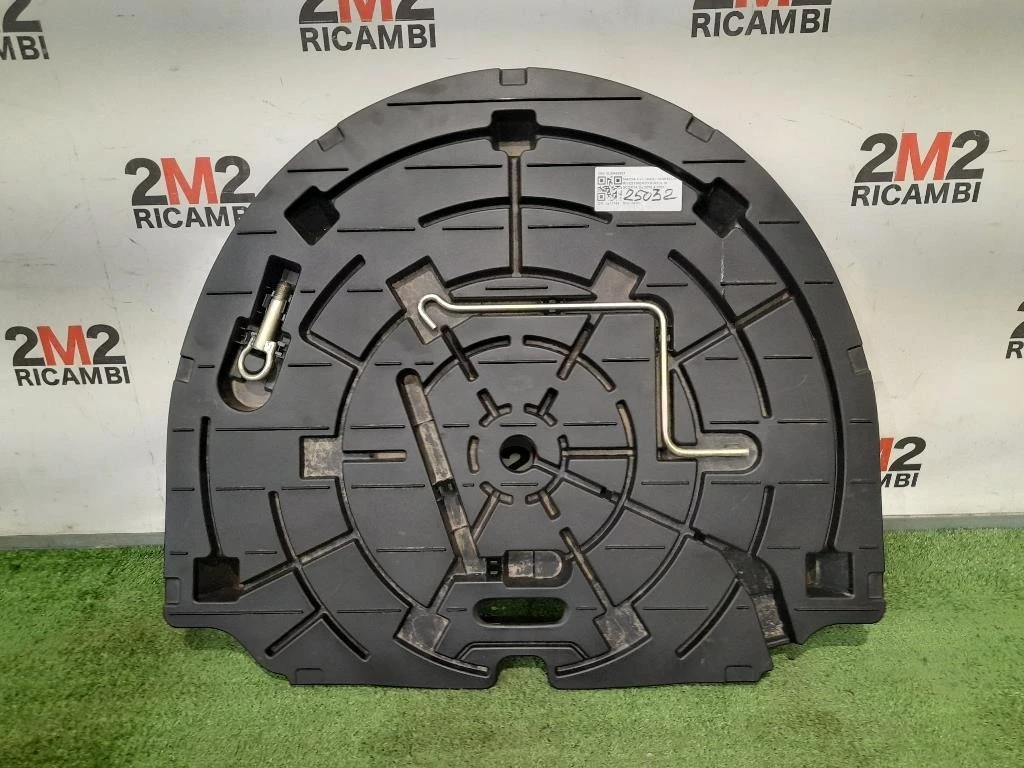 Pannello Rivestimento Ruota DI Scorta GJ6A6883X Mazda 6 I 2003