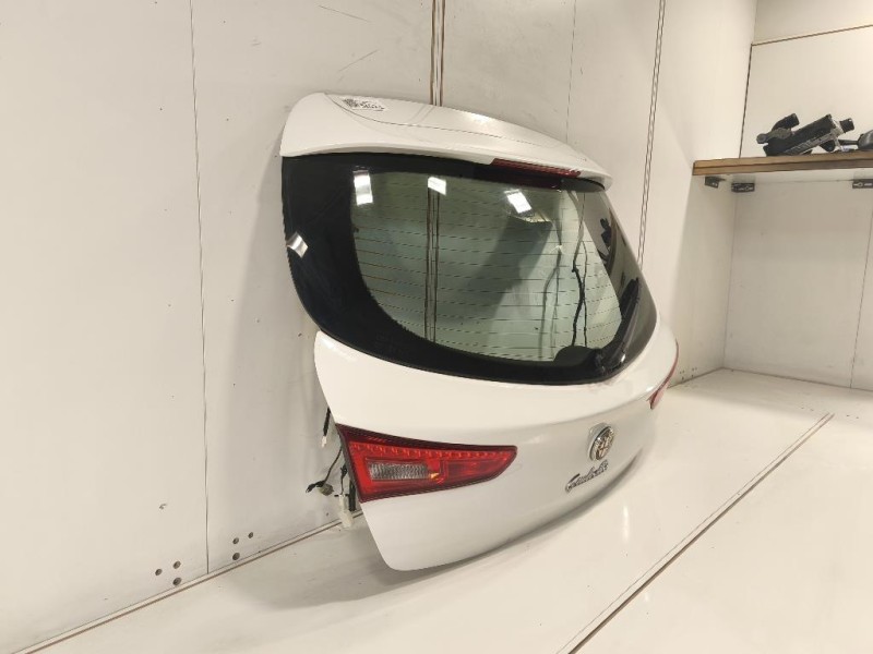 Portello POST 6000634833 Alfa Romeo Giulietta 2010