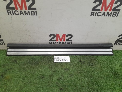 Pannello Rivestimento Sottoporta ANT DX A12468007359051 Mercedes Classe E W124 1985