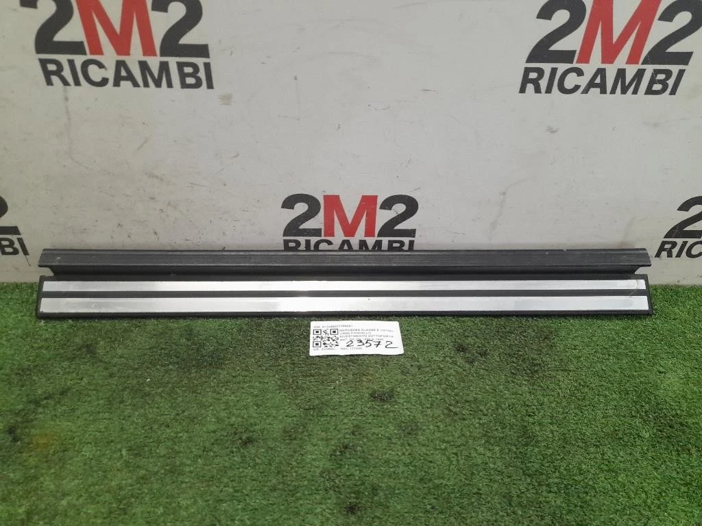 Pannello Rivestimento Sottoporta ANT DX A12468007359051 Mercedes Classe E W124 1985