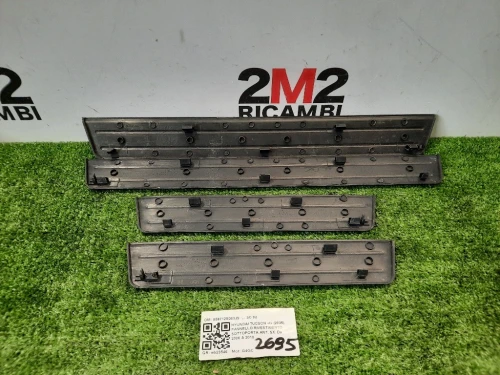 Pannello Rivestimento Sottoporta ANT SX 858712E000J9 Hyundai Tucson I 2005