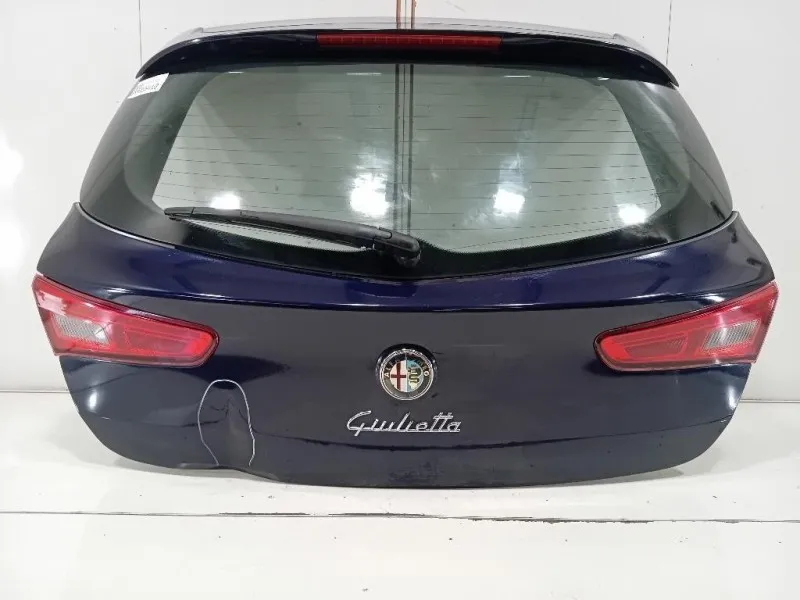 Portello POST 50528342 DANNO IN FOTO Alfa Romeo Giulietta 2010