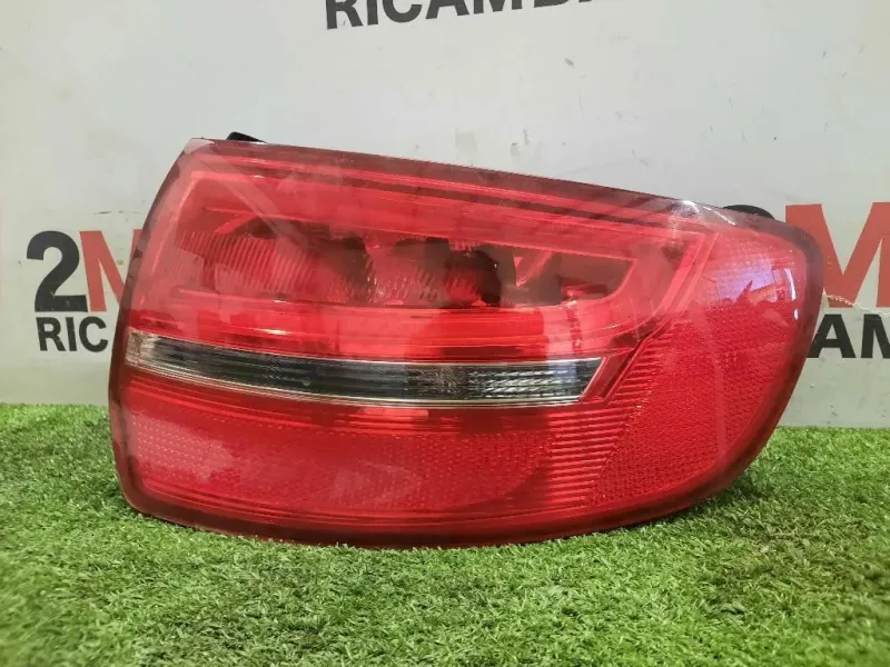 Fanale EST POST DX 8P4945096E Audi A3 8PA Sportback 2008